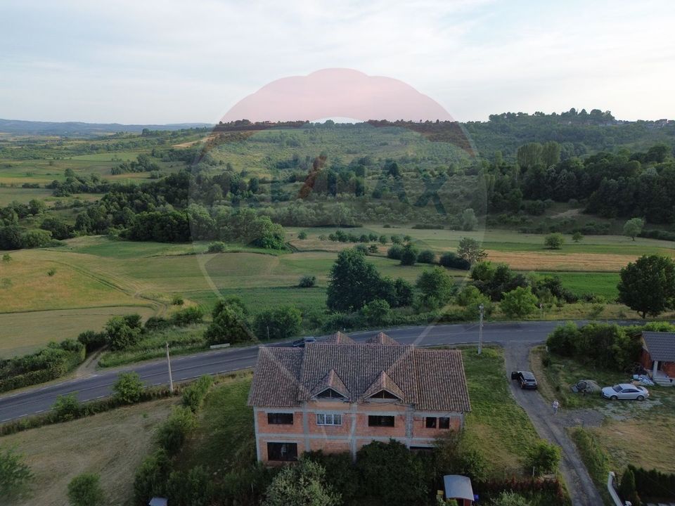 9 room Hotel / Pension for sale