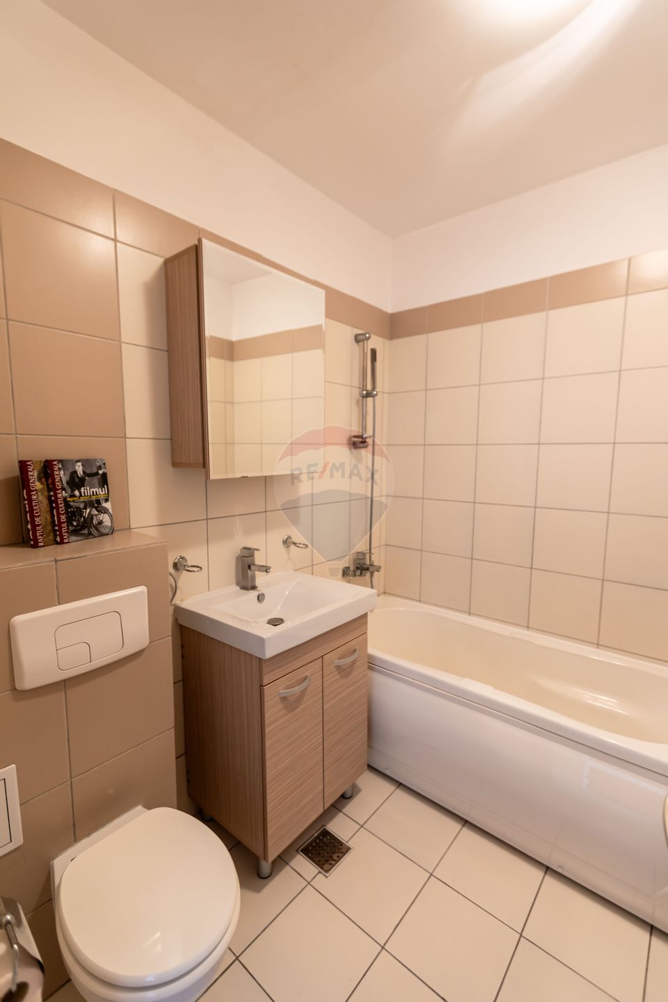 Apartament 2 camere tip studio de vanzare, Pallady Tower Residence