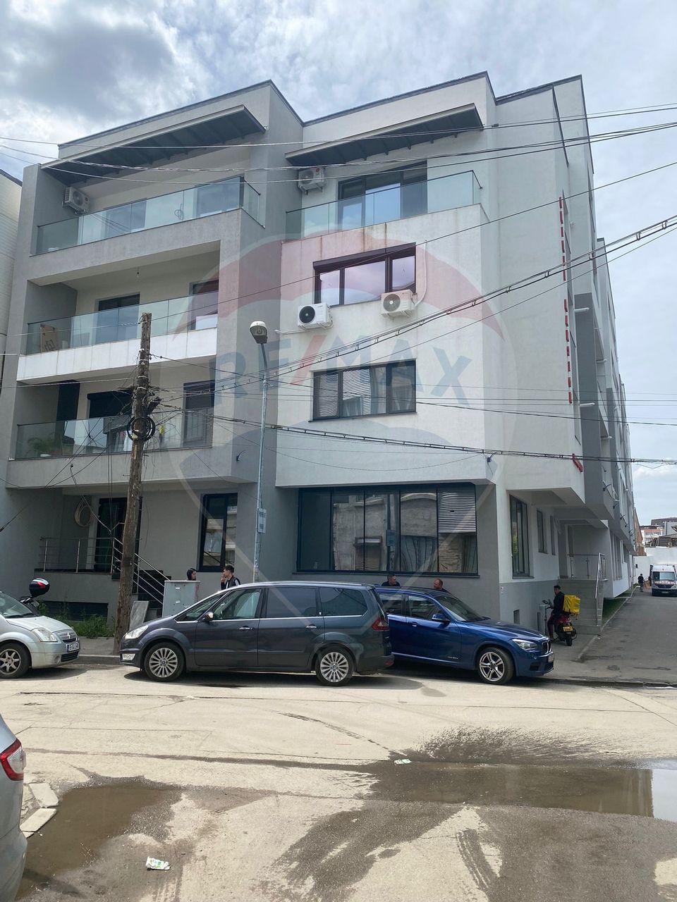 144sq.m Commercial Space for rent, Unirii area