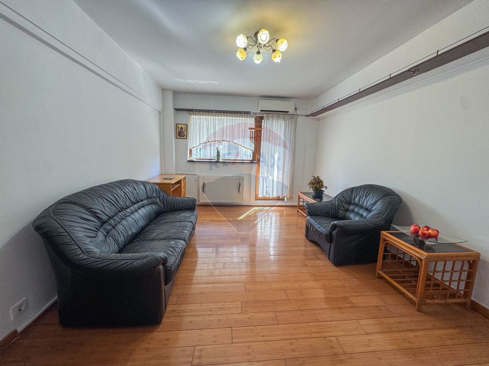 De inchiriat – Apartament elegant cu 3 camere,  Zona Piata Rosetti