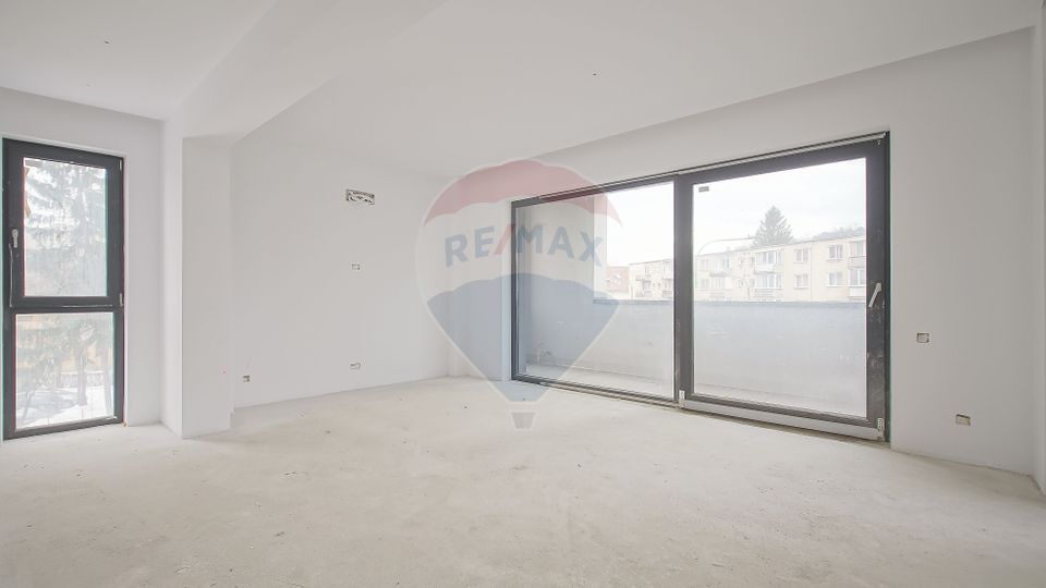 Apartament 2 camere ultracentral cu vedere spre Tâmpa I Elegant House