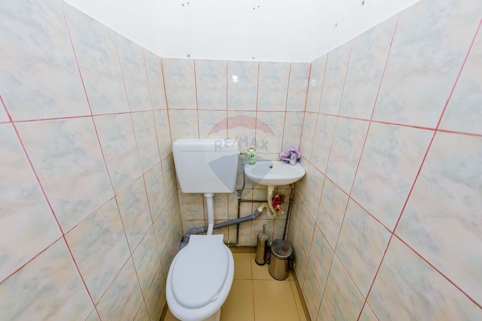 90sq.m Commercial Space for sale, Progresul area