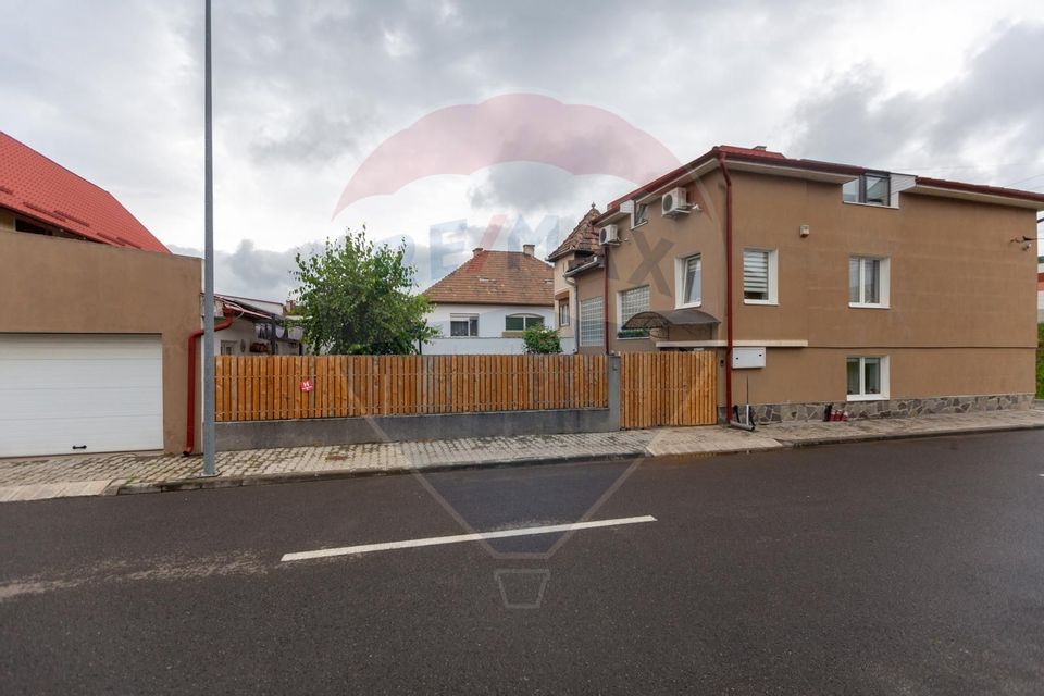 Casă la cheie ! 4 camere de vânzare la cateva minute de centru