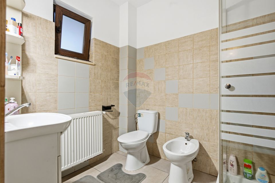 Casă P+M cu teren generos, zonă liniștită – Holboca. Comision 0%