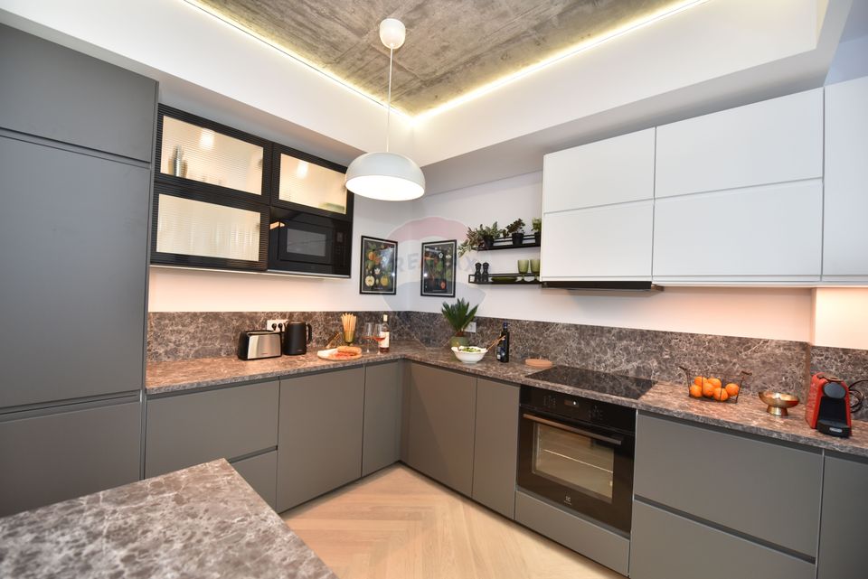 Vanzare Apartament 3 camere imobil 2024 | Piata Universitatii