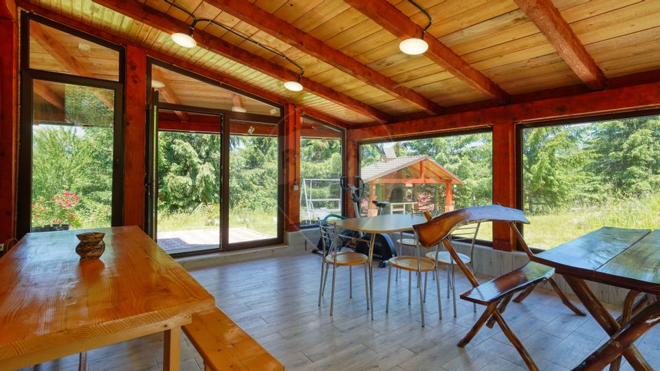 Casa/vila vânzare în Moieciu de jos, Sat. Drumul Carului 263 mp