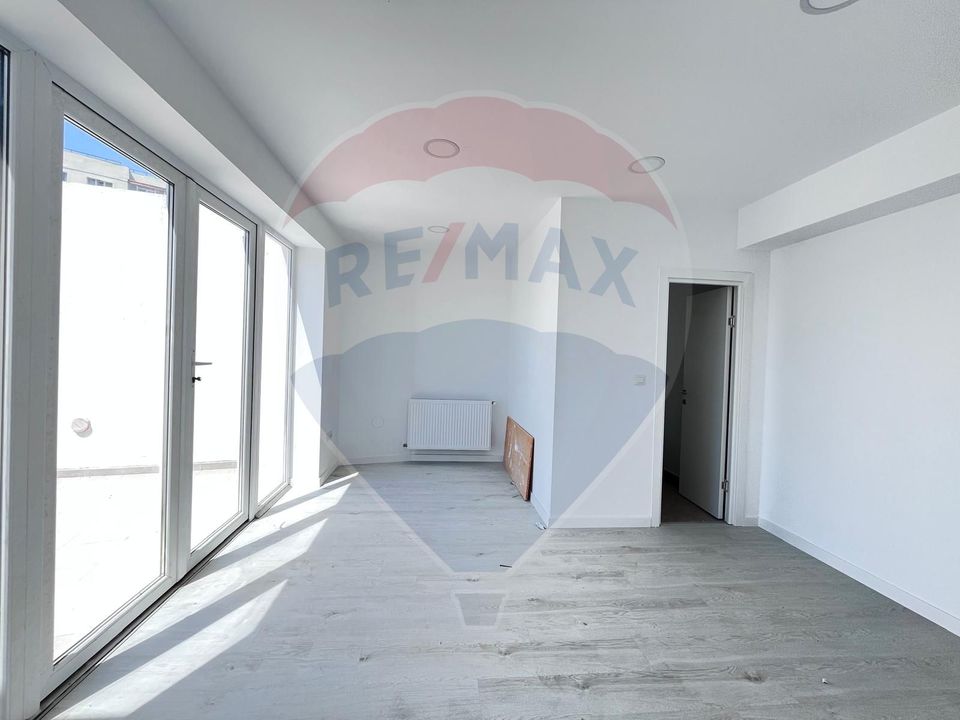 NEW office space -102sqm for rent - Lizeanu-Stefan cel Mare area