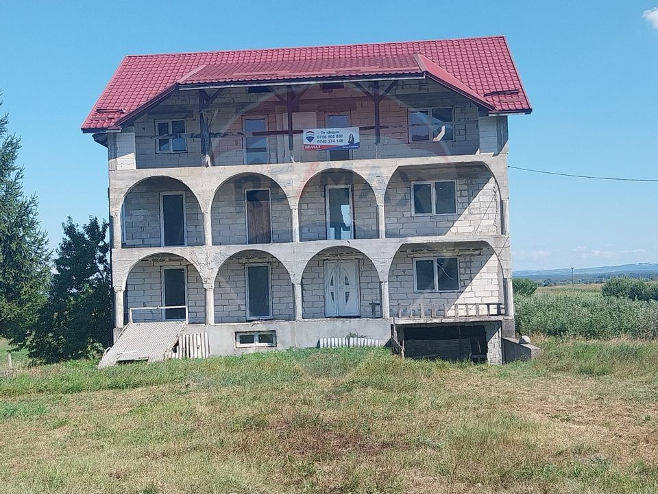 10 room House / Villa for sale