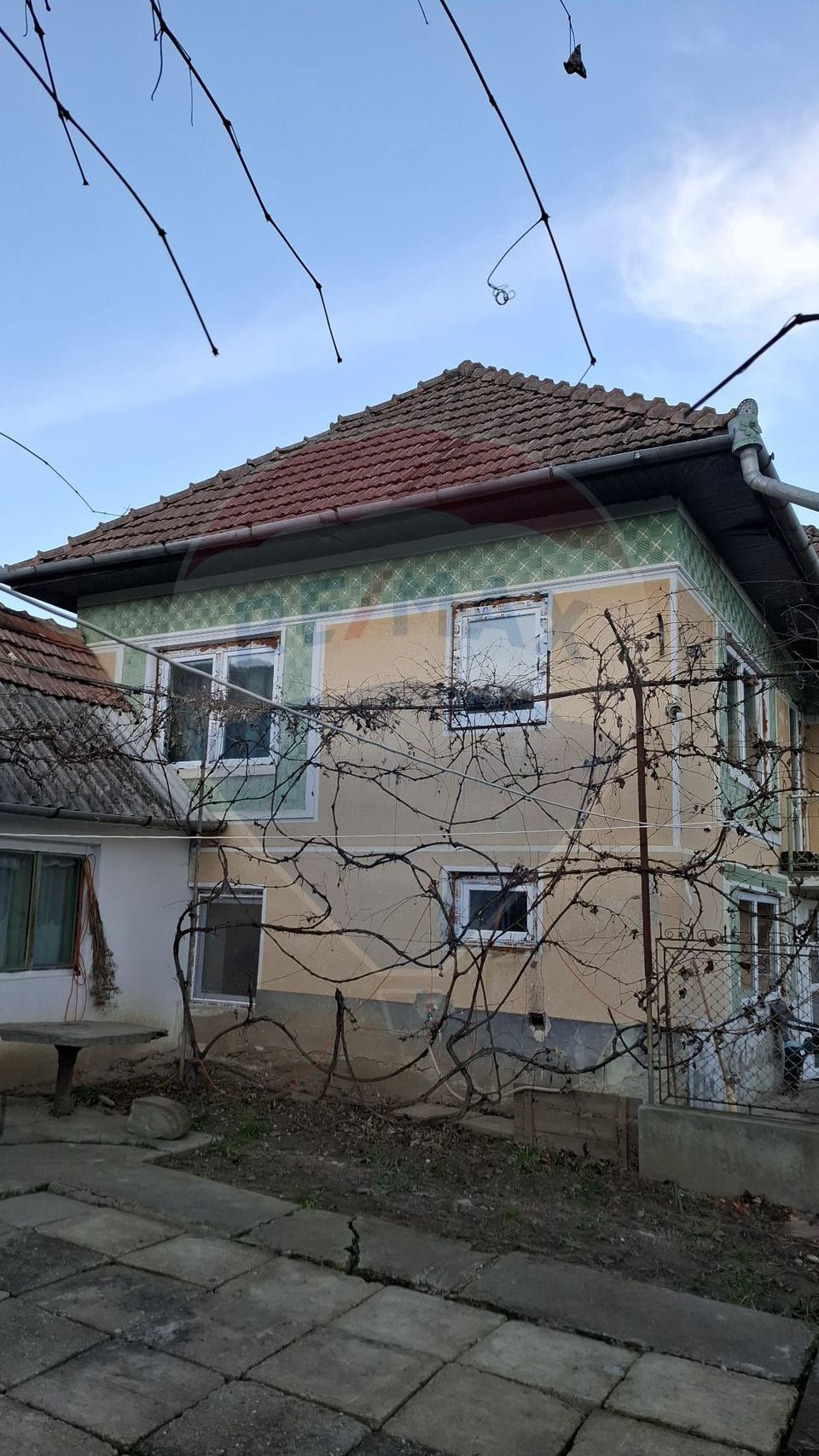 5 room House / Villa for sale