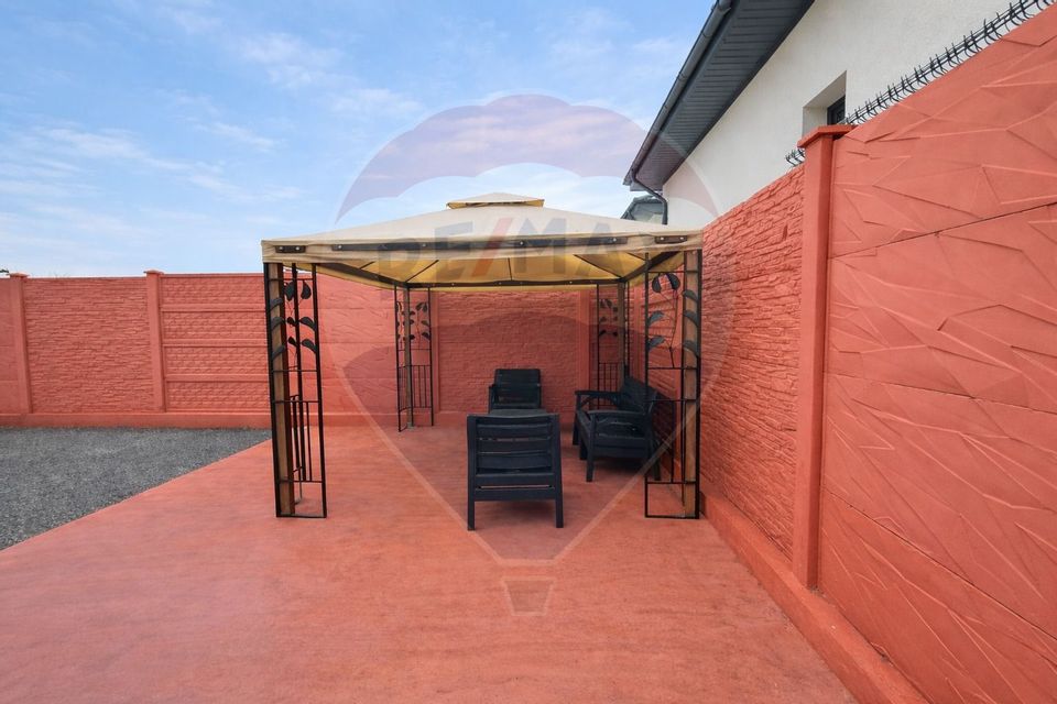 5 room House / Villa for sale