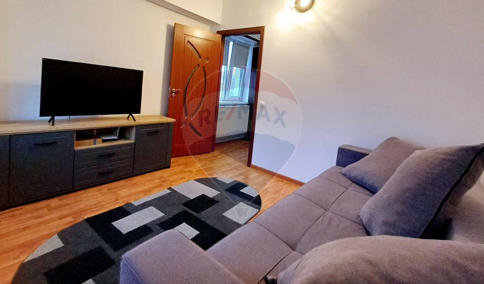 Apartament cu 2 camere de închiriat