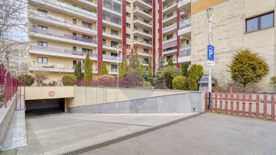 Apartament cu 3 camere în zona Complexul Privilegio Brasov