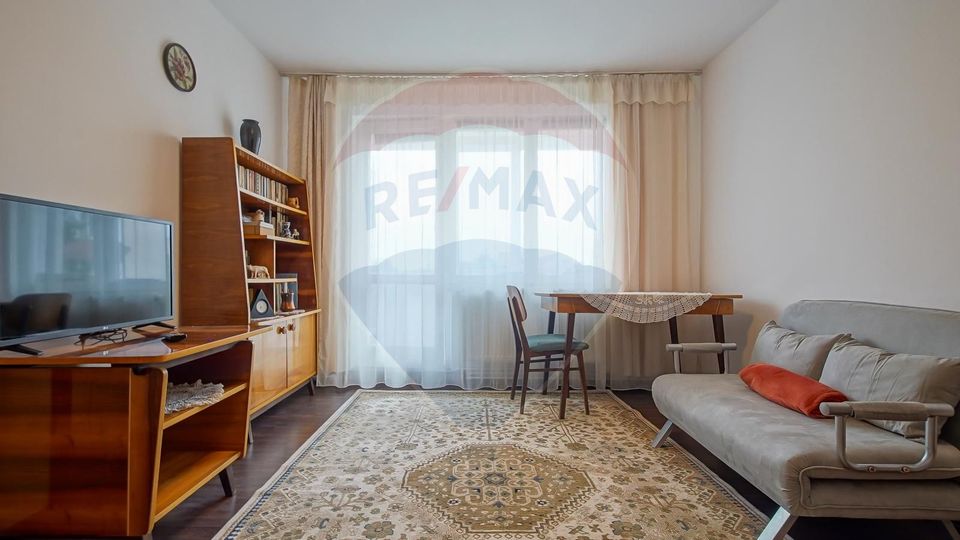 Apartament cu 2 camere de închiriat, bd. Vlahuta