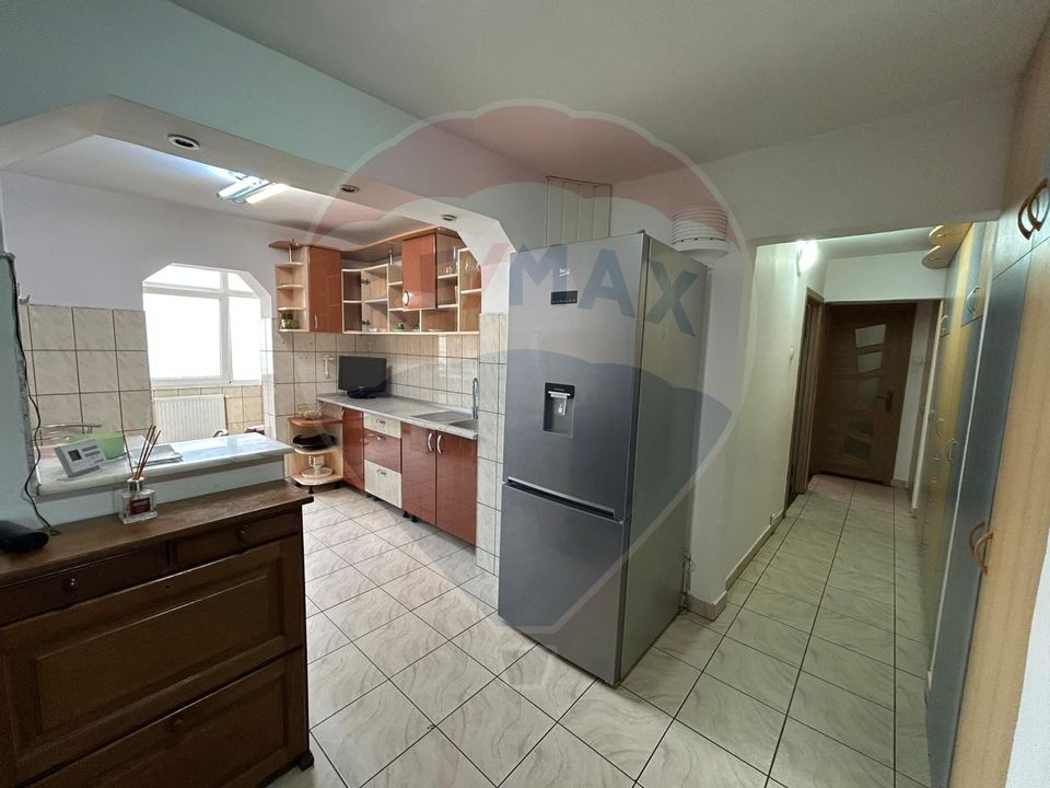 Apartament cu 3 camere de închiriat in Blaj