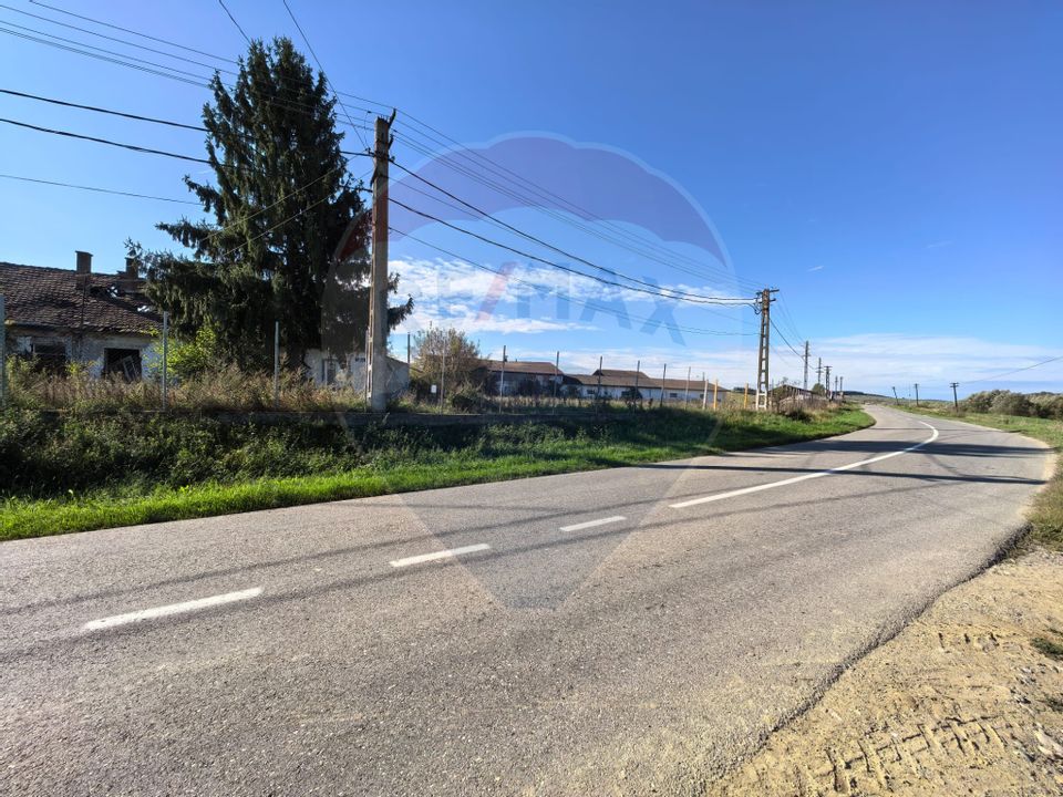 Teren intravilan cu constructie de Vanzare în Cehu Silvaniei