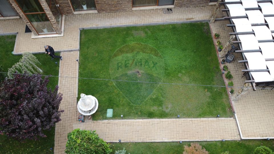 Industrial space, hall, logistics warehouse, showroom premium offices