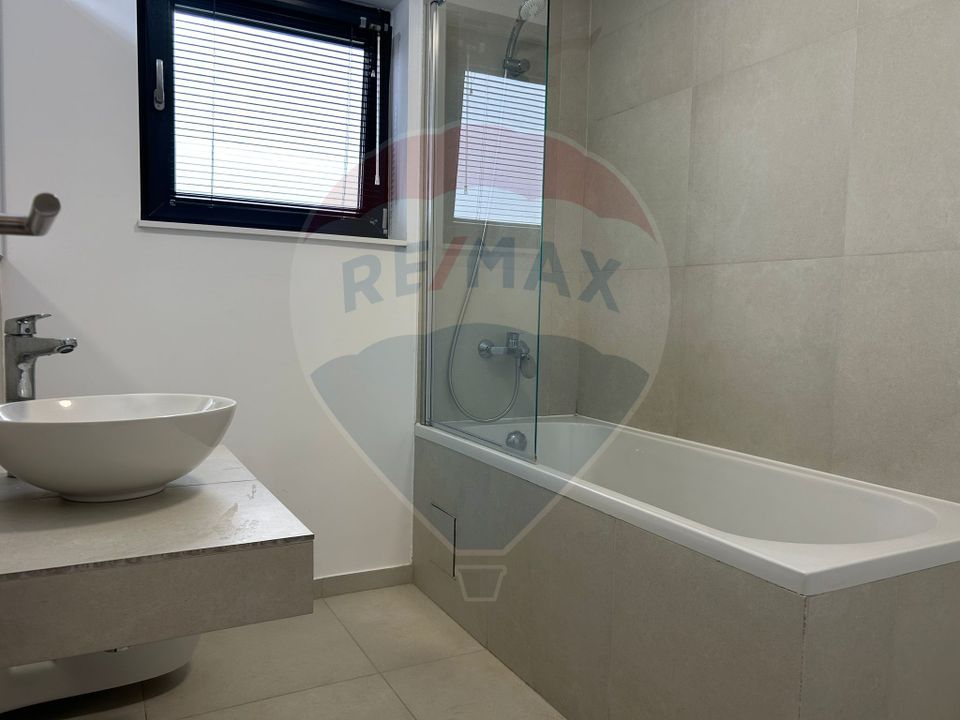 4 room House / Villa for sale