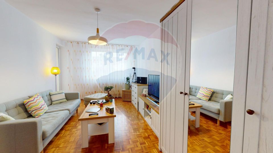 Inchiriere apartament 3 camere str. Hategului 2, Strand