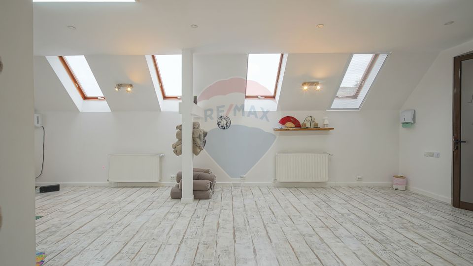 165sq.m Office Space for rent, Brasovul Vechi area