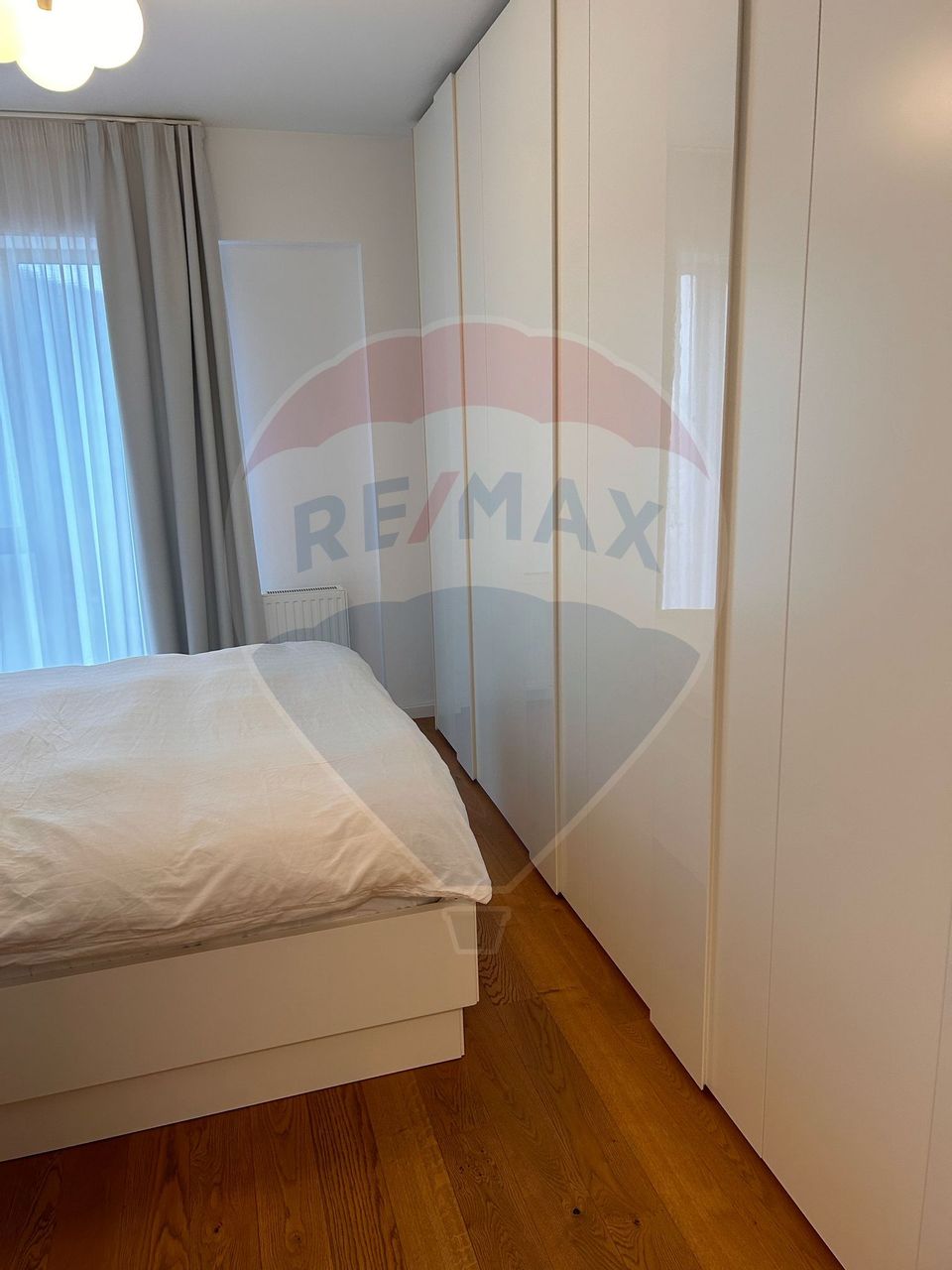 Apartament cu 2 camere de închiriat în zona Aviatiei