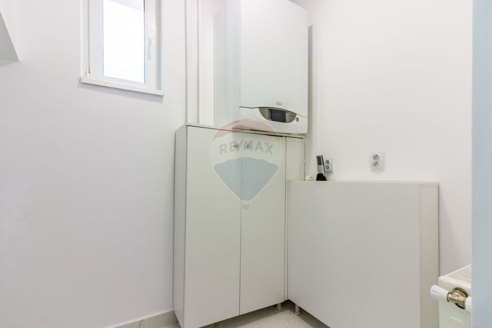 Casă / Vilă în centrul orasului Buftea, autobuz, hipermarket, piata