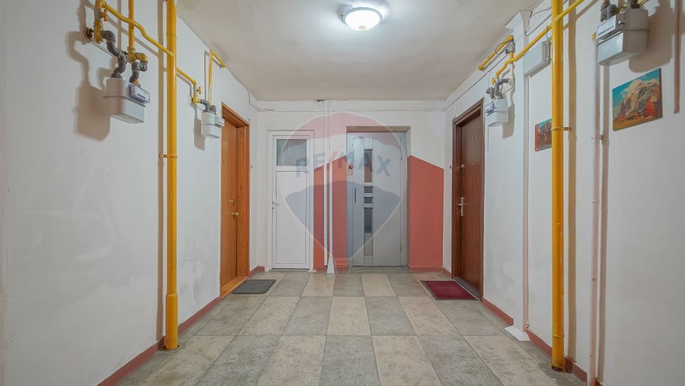 REZERVAT! 3 CAMERE RENOVAT CU BALCON | CENTRUL CIVIC | VICTORIEI 10