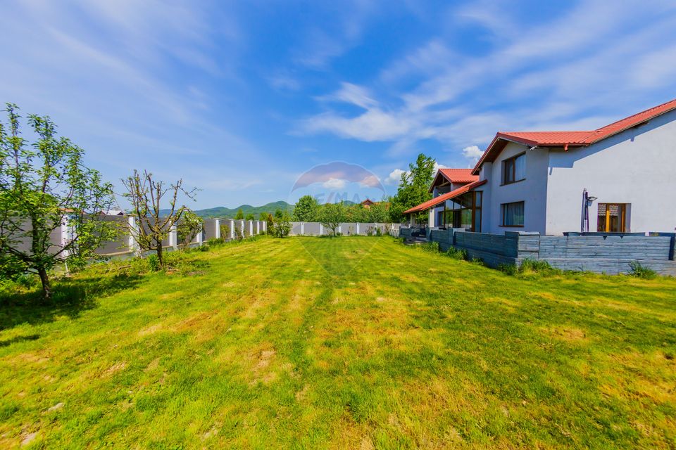 PROPRIETATE DEOSEBITA - Busag