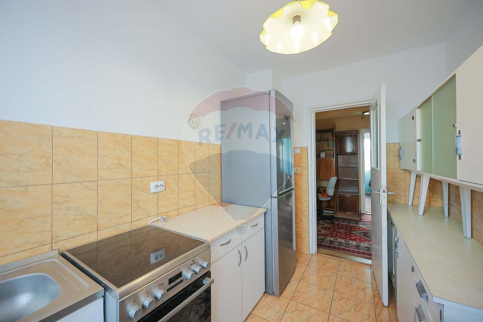 3 room Apartment for sale, Cantemir area