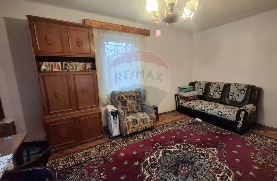 6 room House / Villa for sale