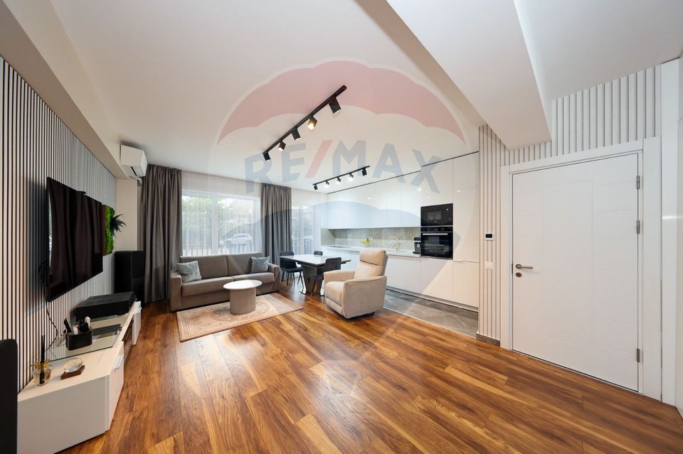 2 room Apartment for sale, Tractorul area