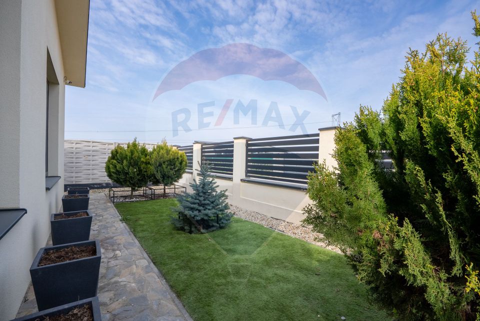 4 room House / Villa for sale