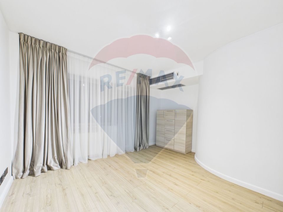 Casă / Vilă Pipera  cu 7 camere de închiriat