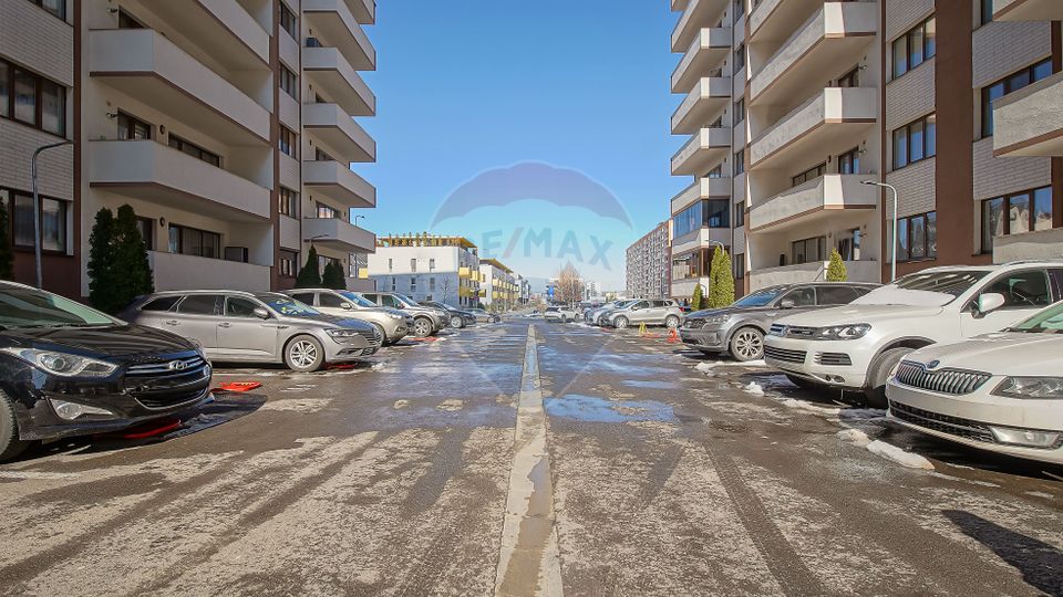 2 room Apartment for sale, Tractorul area