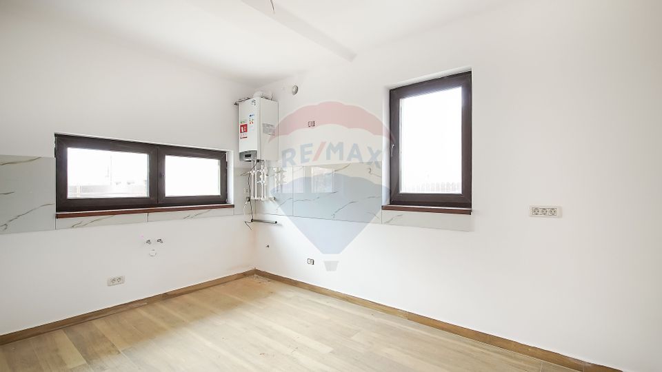 4 room House / Villa for sale, Baciu area