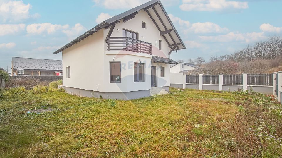 5 room House / Villa for sale