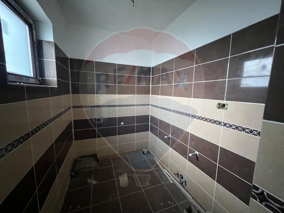 Casă 4 camere Rachitosu