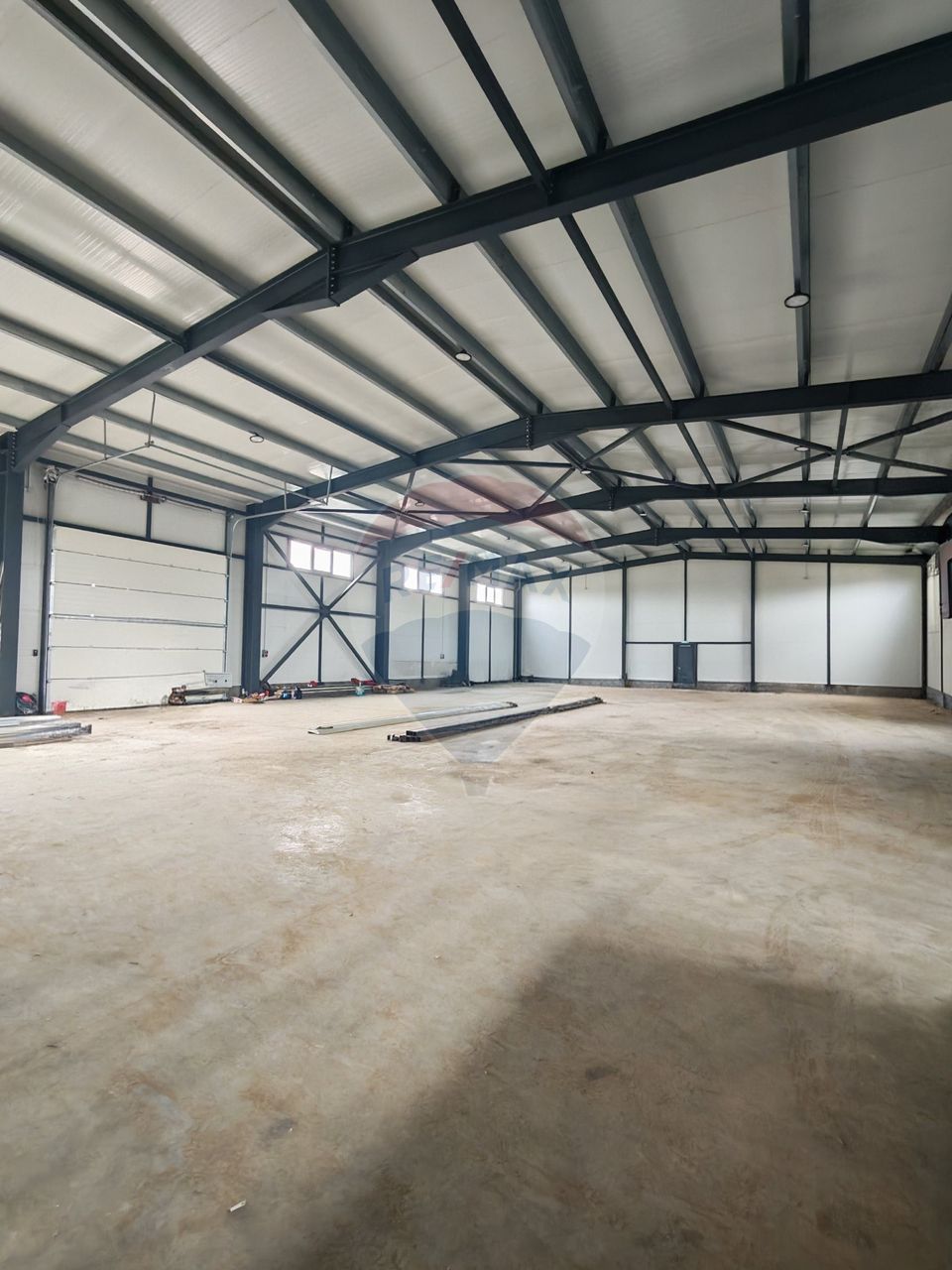 Hală 600 mp, ideală pentru logistică și distribuție zona Aeroportului