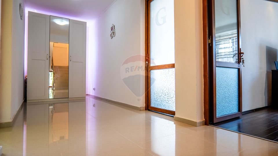 Investitie - vanzare vila deosebita, zona Fundeni - Dobroesti