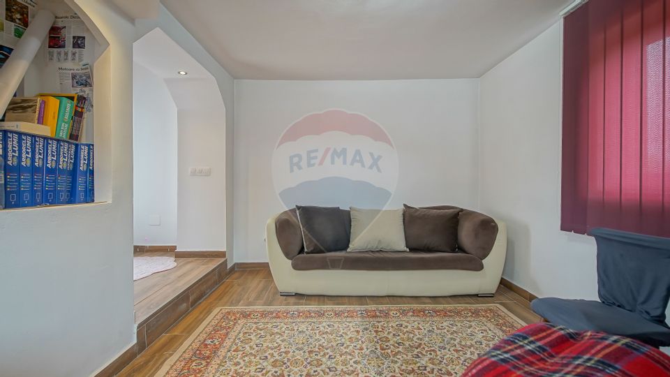 REZERVAT |Casa de vanzare Bradet|Casa de vacanta|Spatiu Comercial