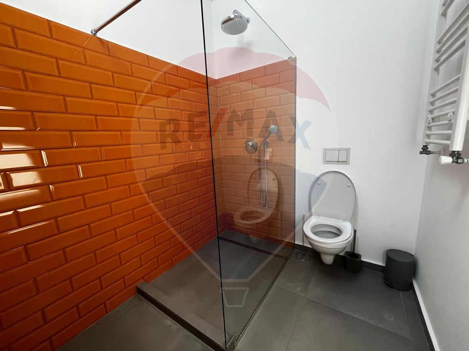 De inchiriat Casă / Vilă 6 camere în Voluntari