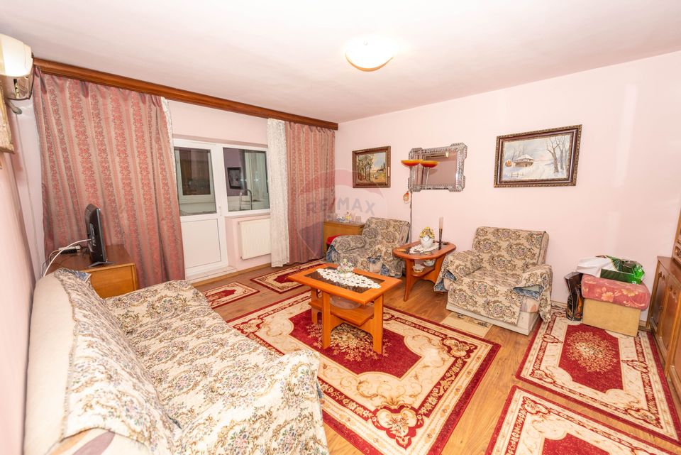 4 room Apartment for sale, Nerva Traian area