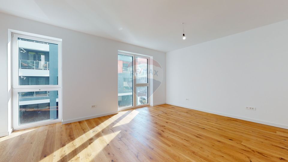 105sq.m Commercial Space for rent, Central area