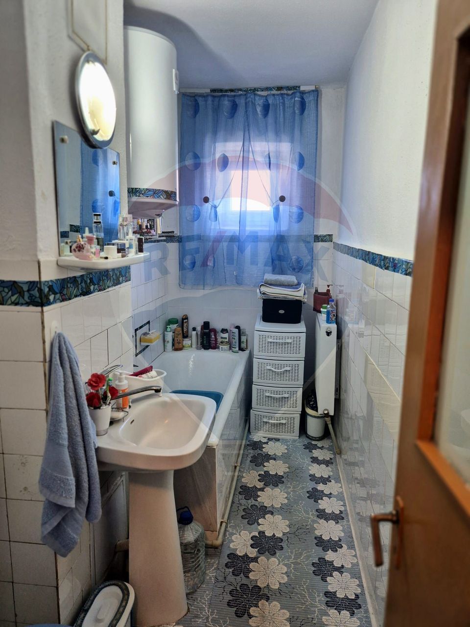 4 room Apartment for sale