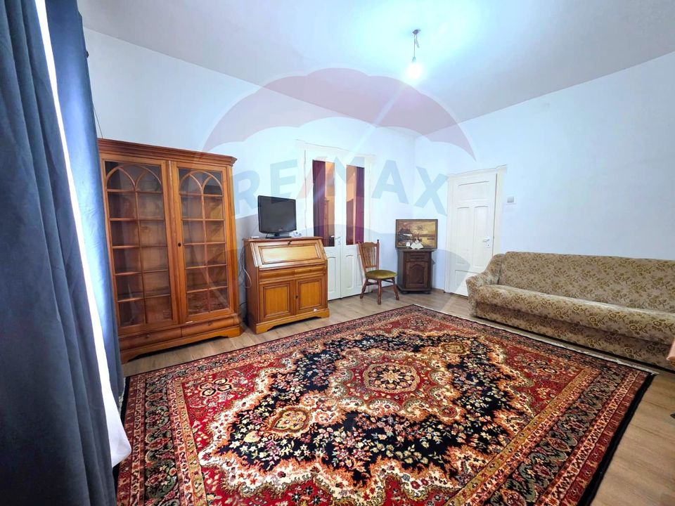 2 room House / Villa for sale, Central area