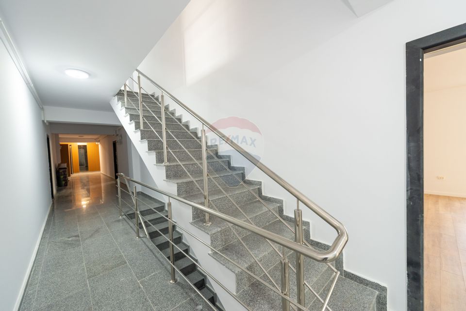 Apartament 2 camere de vanzare, 59 mp, Aparatorii Patriei, parcare