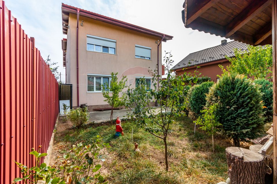 Casă / Vilă 10 camere | 762 mp | Chitila | Magnoliei 13