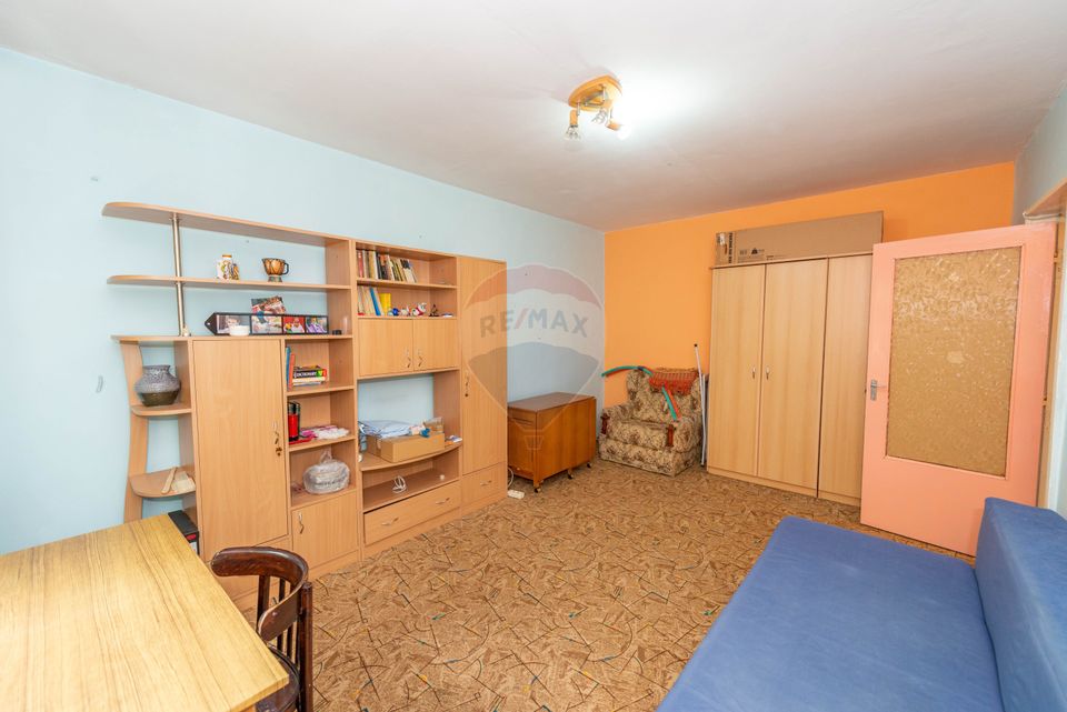 Apartament 2 camere de vanzare Crangasi, 53 mp, bloc 1981