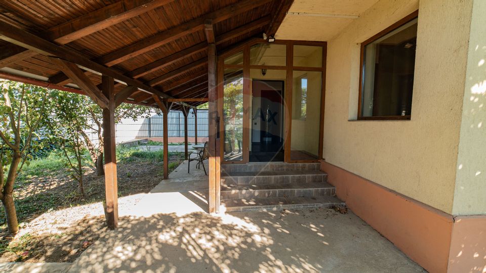 Villa for sale in Dumitrana