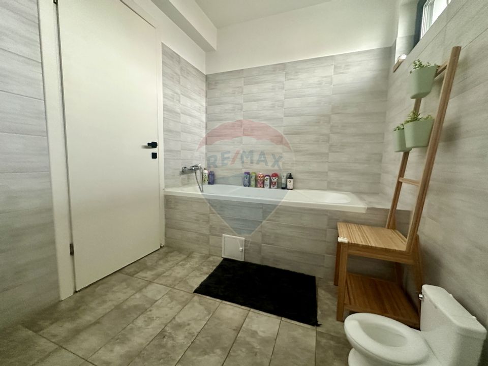 Vilă de vânzare - Tunari