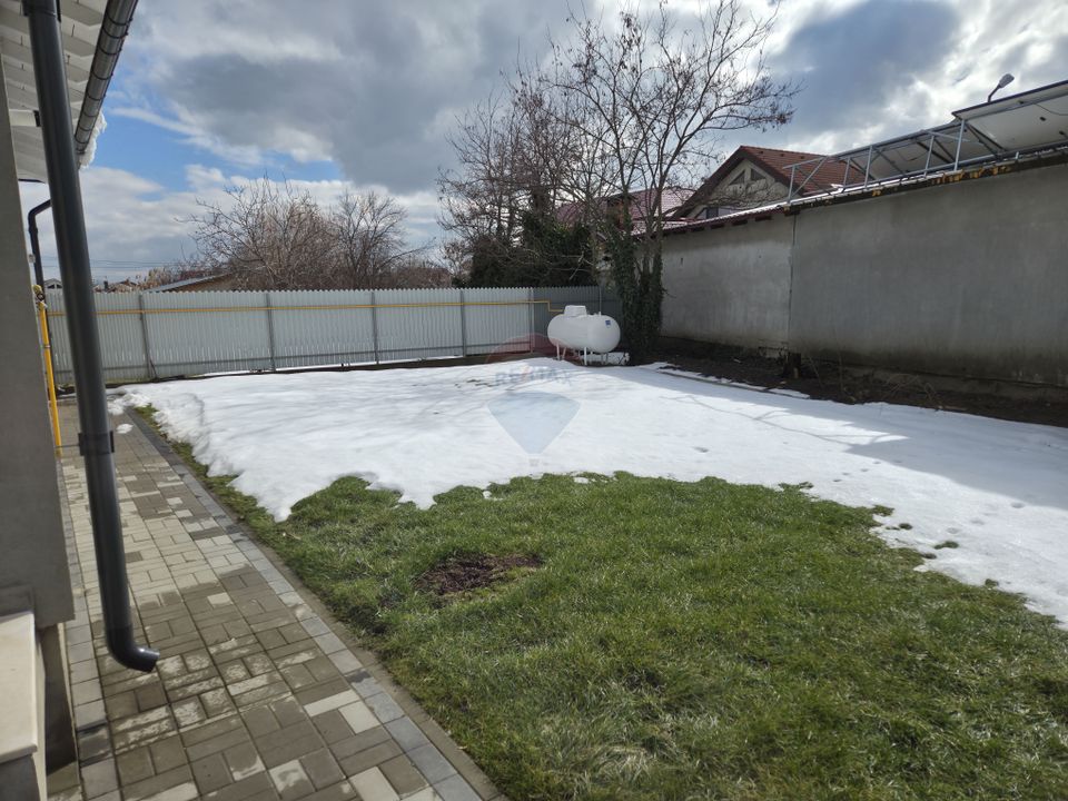 3 room House / Villa for sale